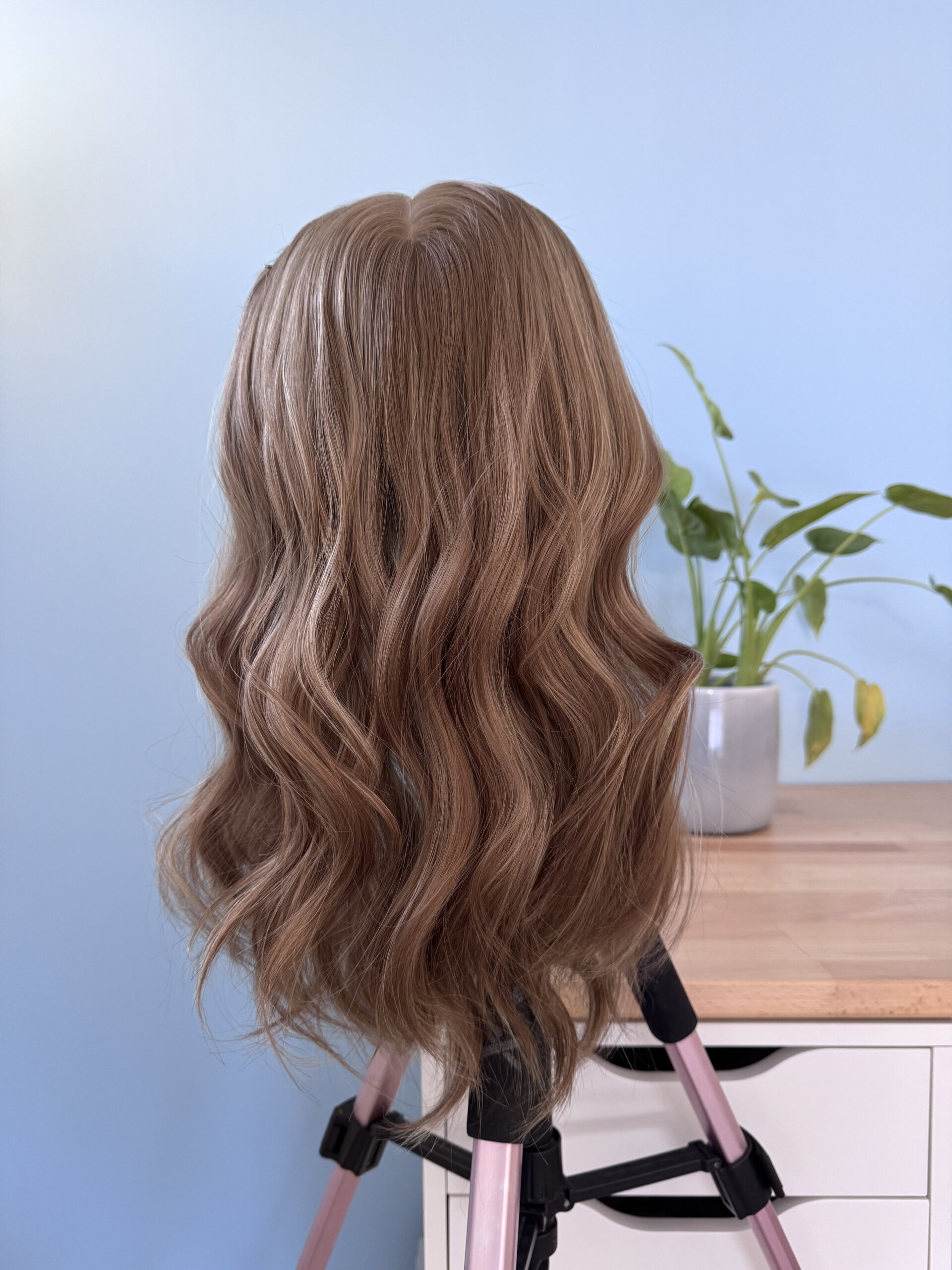 topper hair natural light ash blonde hair for hair loss, fine and thinning hair, and alopecia. Alopecia solution.