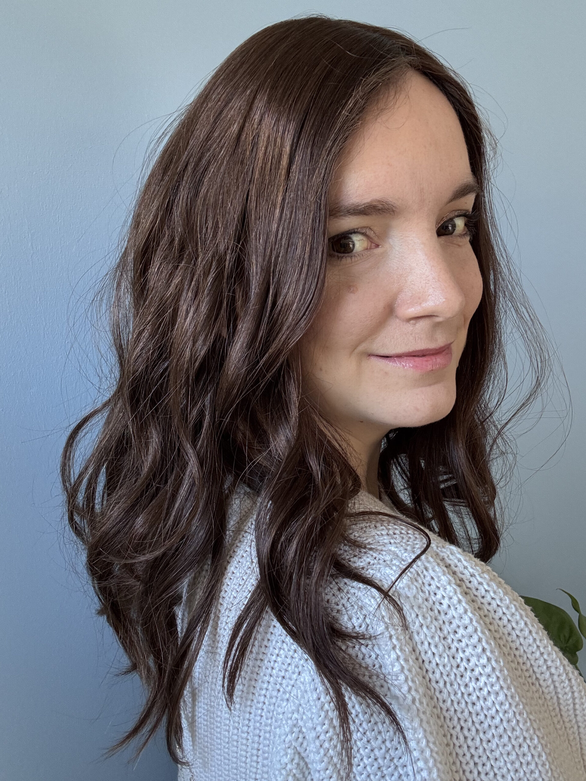 Volumateur capillaire Kate en cheveux européens slaves