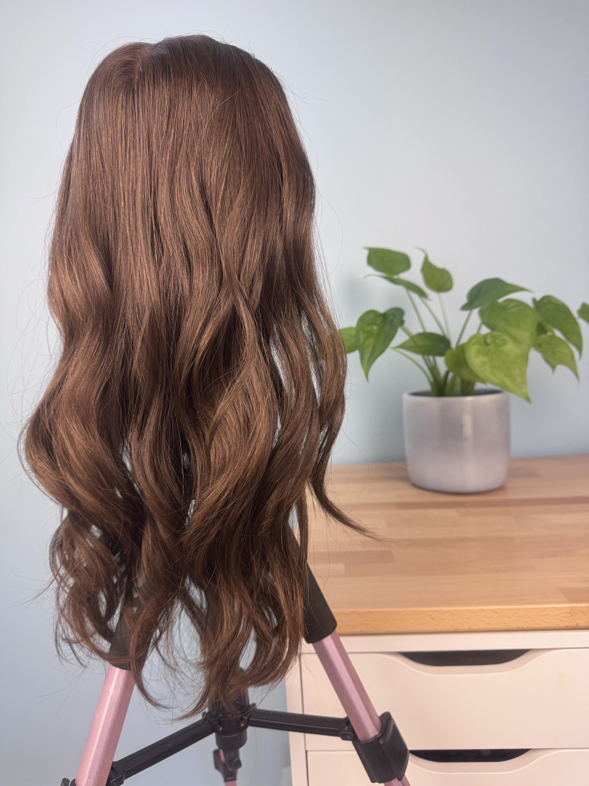 Volumateur capillaire Kate en cheveux européens slaves