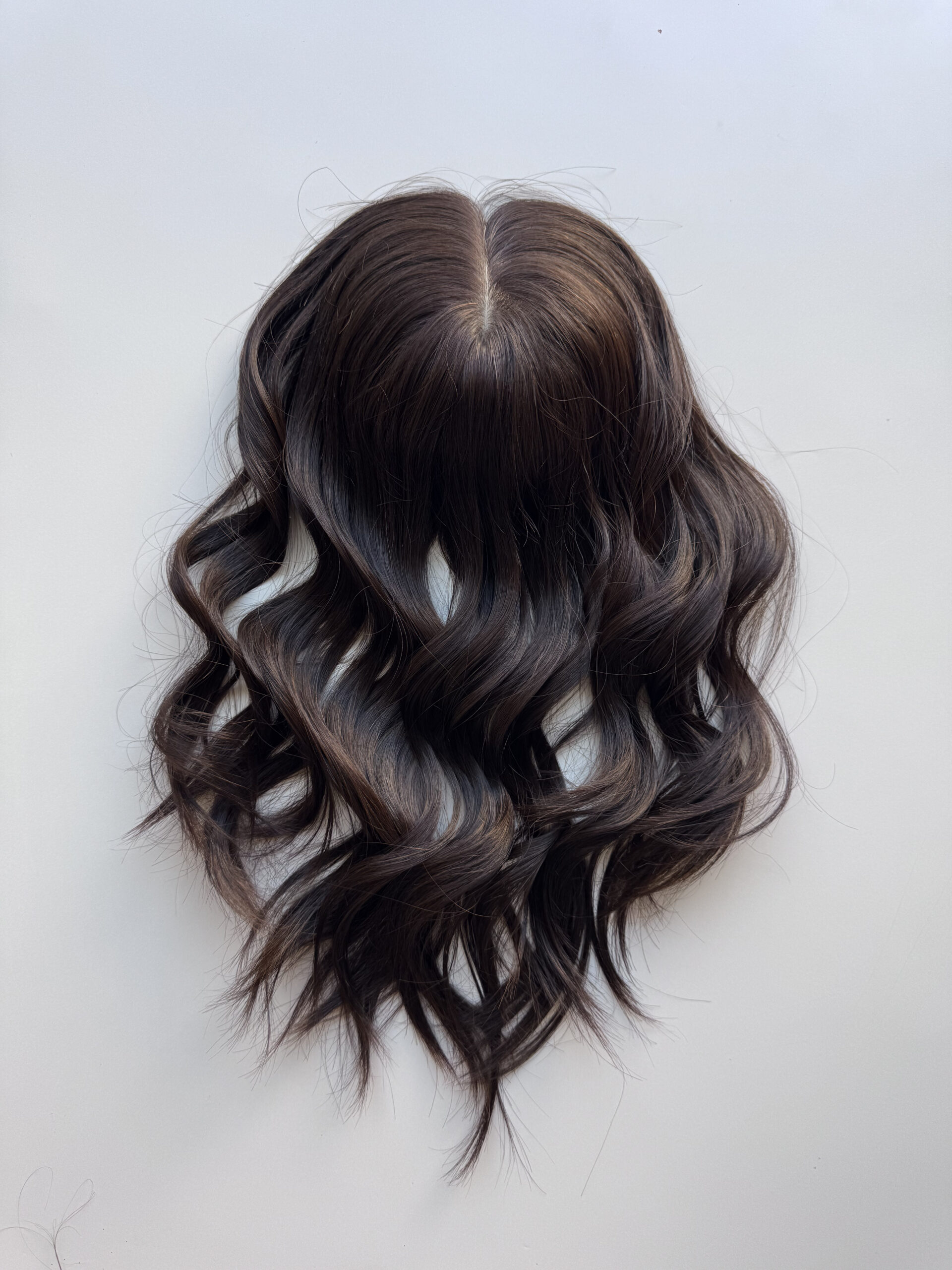Dark brown natural hair topper. Ideal for alopecia, thin or sparse hair. A solution for hair loss.