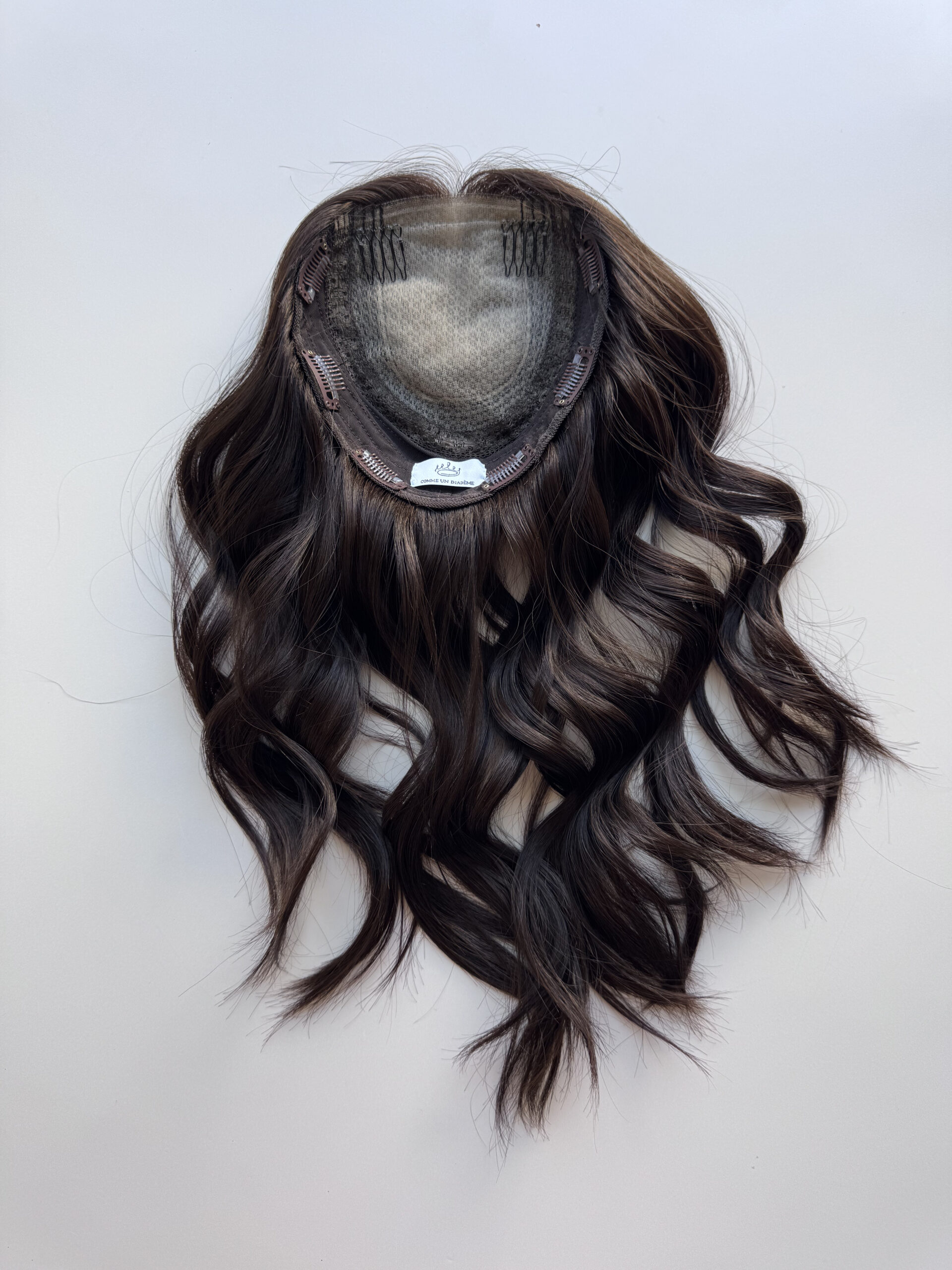 Dark brown natural hair topper. Ideal for alopecia, thin or sparse hair. A solution for hair loss.