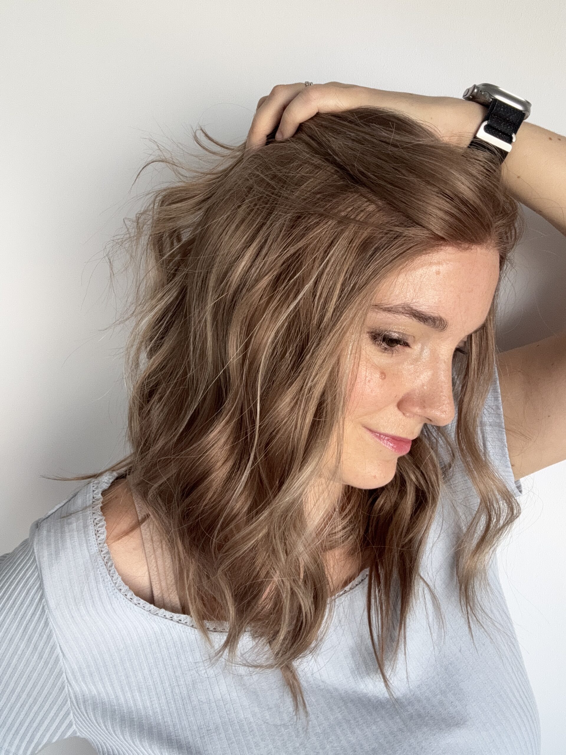 Perruque Gisèle en lace en cheveux naturels brésiliens pour alopécie totale, androgénétique ou cancer.
