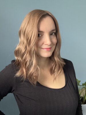 topper hair natural light ash blonde hair for hair loss, fine and thinning hair, and alopecia. Alopecia solution.