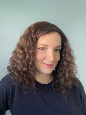 Light ash-brownhair topper  for alopecia and hair loss. A solution for thinning hair.